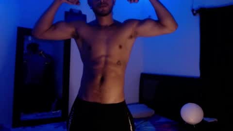 maxximus_10 online show from January 19, 7:25 am