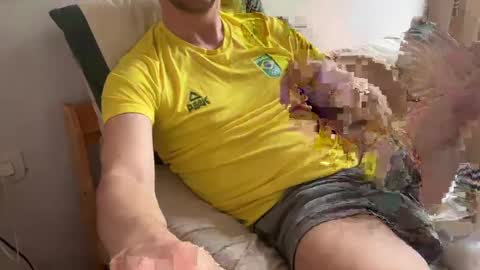 MaxXxurbate online show from March 7, 11:07 am