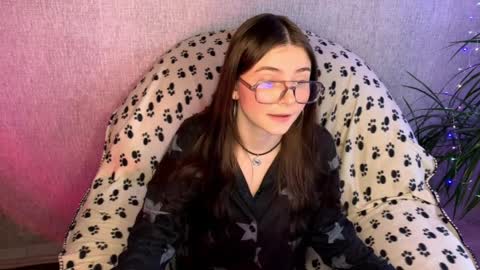 may online show from April 1, 1:52 pm