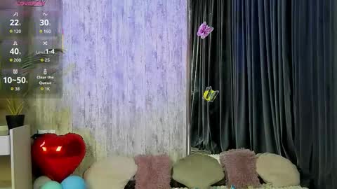 Maya online show from March 13, 7:50 pm