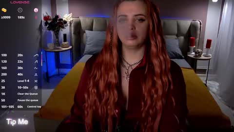 Maya Mils online show from September 18, 1:09 am