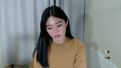 Snapshot of mayasally_ chatting on February 27, 10:01 am mayasally_ online show from February 27, 10:01 am