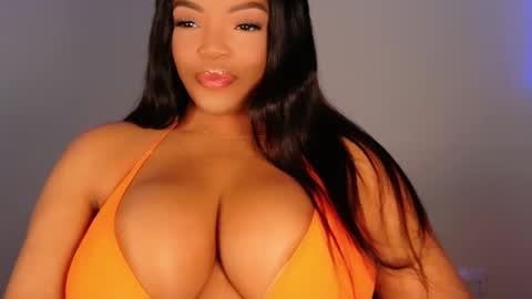 MayBabi online show from November 18, 12:41 pm