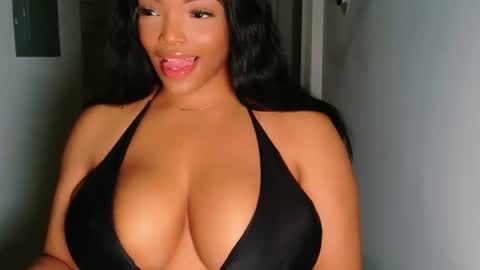 MayBabi online show from February 20, 2:30 pm