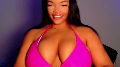 MayBabi online show from April 11, 11:14 am