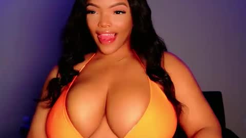 MayBabi online show from February 22, 1:14 pm