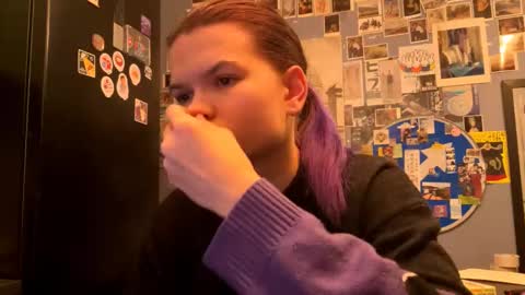 Rose online show from March 16, 5:28 pm