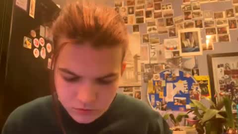 Rose online show from March 22, 8:35 pm