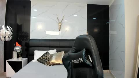 Maylin online show from March 4, 7:08 am