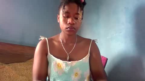 mayrah online show from March 15, 7:23 am