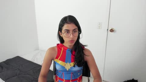 mazikeen_18 online show from November 21, 1:31 pm