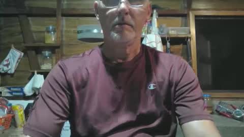 Snapshot of mbravo420 chatting on November 2, 2:22 am mbravo420 online show from November 2, 2:22 am