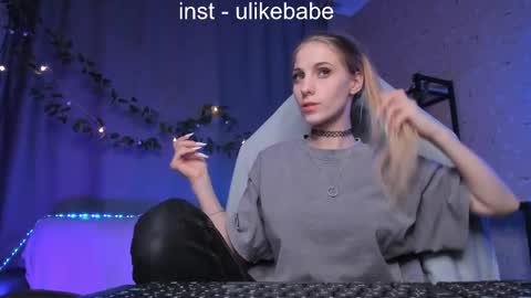 Anna online show from February 10, 8:00 pm