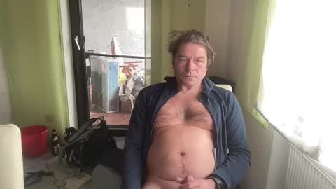 medeinoe online show from February 24, 9:10 am