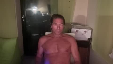 medeinoe online show from September 28, 8:18 pm