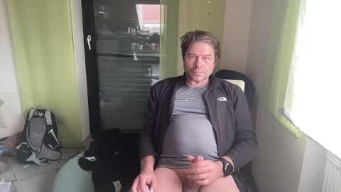 medeinoe online show from January 29, 2:10 pm