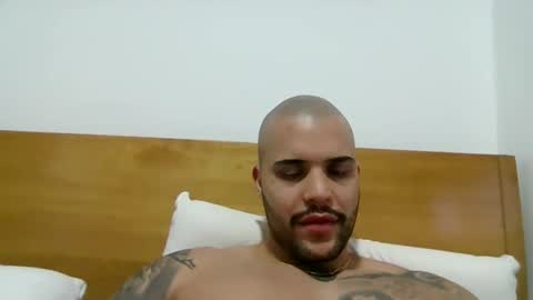 filippoae online show from January 14, 11:27 pm