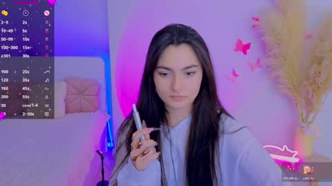 Dina online show from April 13, 9:08 pm