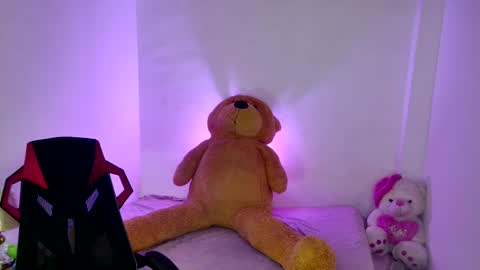 megan_1907 online show from February 1, 1:44 am