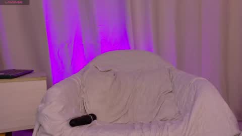 Megan  online show from May 9, 4:35 pm
