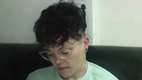 Megan and sophi online show from March 9, 10:41 am