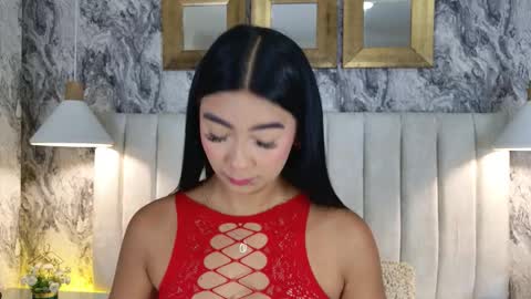 Carolina Paez online show from February 16, 11:30 am