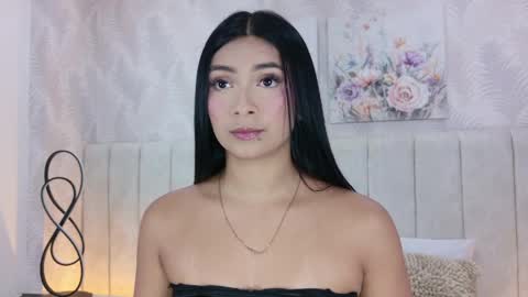 Carolina Paez online show from April 9, 12:11 pm