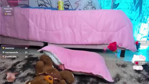 Megan online show from March 22, 8:29 am