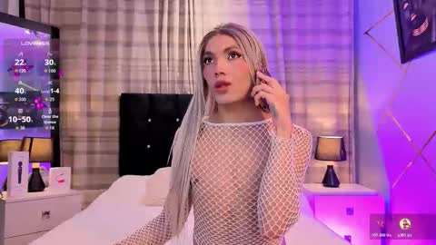 megan do santos online show from November 17, 7:38 pm