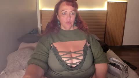 megan_dreams1 online show from February 11, 2:48 am