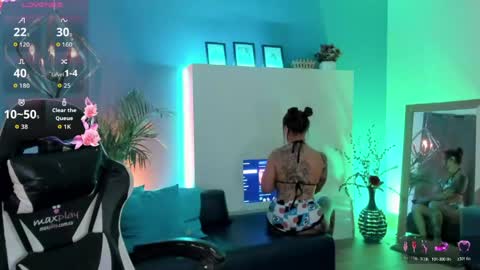    online show from April 17, 3:53 am