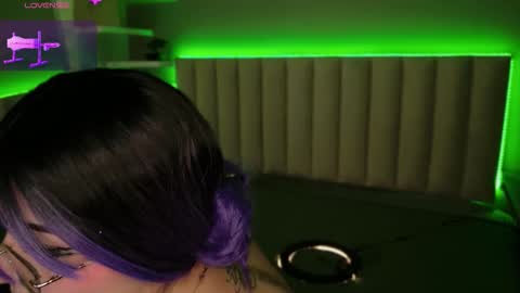     online show from October 30, 2:50 pm