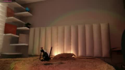     online show from December 15, 12:12 pm