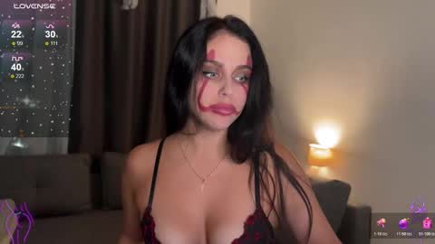 Megan online show from October 31, 6:52 pm