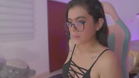 MEGAN  online show from November 12, 11:51 pm