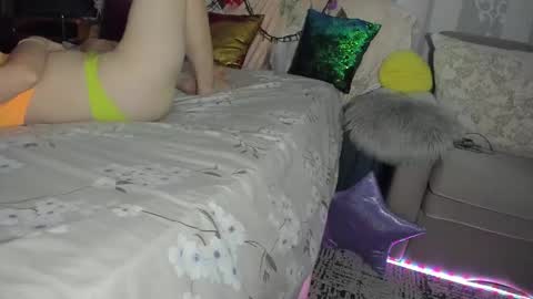 Nicki--------- Welcome to my Room online show from September 10, 6:42 pm