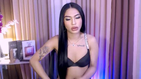 Megan online show from October 17, 6:06 am