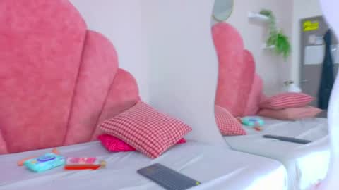 MEGAN online show from April 29, 3:11 am