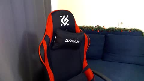 meganluss online show from November 18, 7:44 am