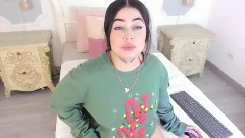 Megan online show from November 21, 12:03 pm