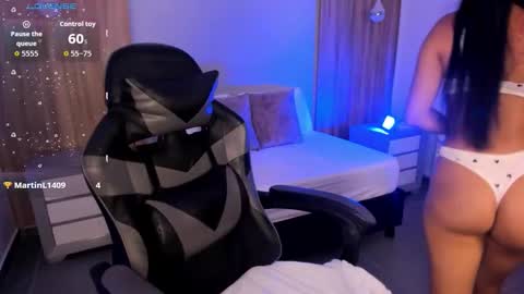 M E G A R A  online show from November 13, 3:09 am