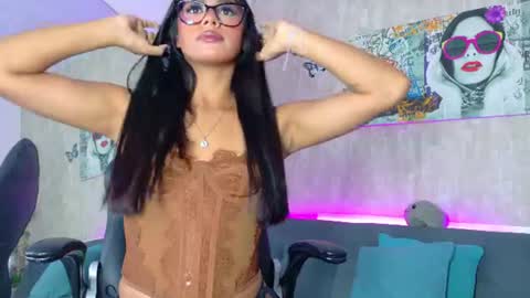 meggan online show from July 15, 10:25 pm