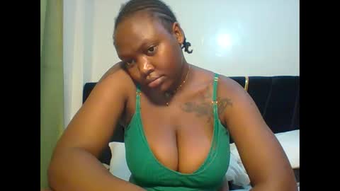 meghan_spice online show from October 18, 10:08 am