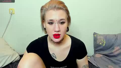 Megan  Megumi online show from December 31, 6:37 am