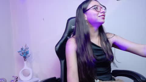 Mei online show from April 8, 2:58 am