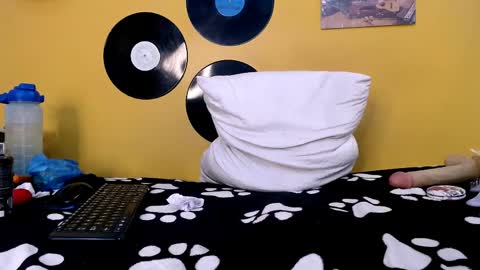 MEIS online show from May 16, 3:58 am