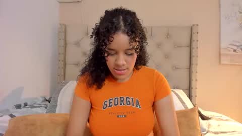 melania_xtreme online show from April 22, 2:52 am