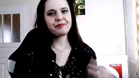 Melaniahhoty online show from December 15, 11:06 am