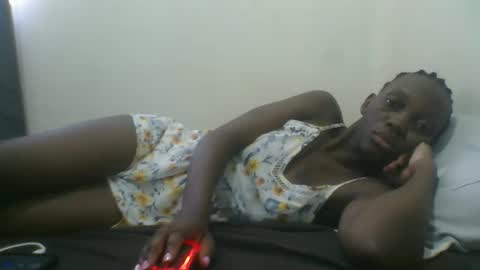 milly online show from October 9, 5:24 am