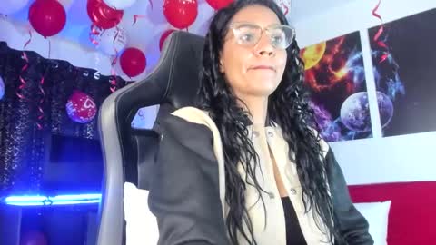 melannia_hills online show from February 18, 10:16 am